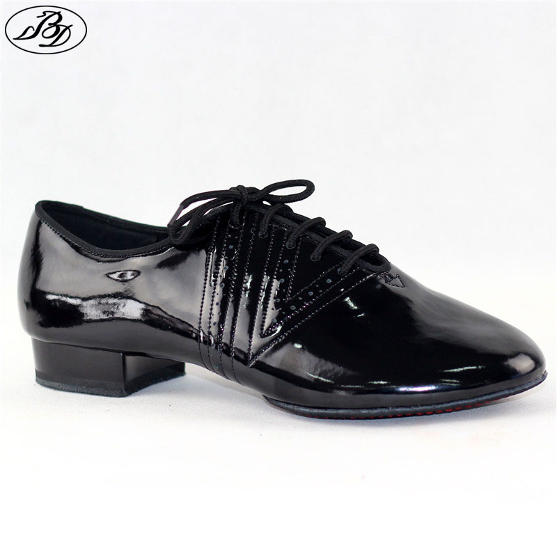 Nieuwe Model Mannen Standaard  - Patent Leather Shine recensie en prijs