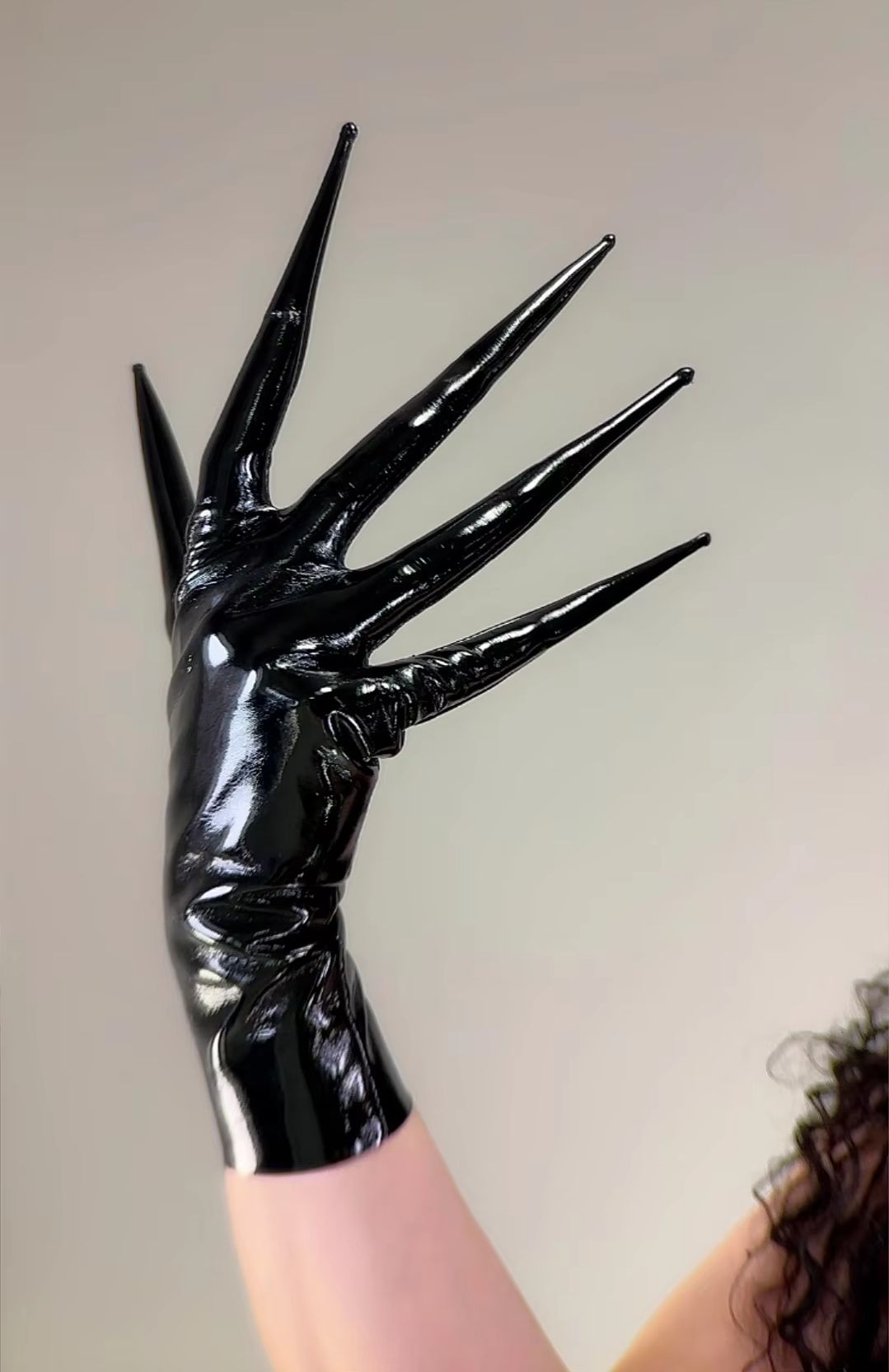 Shine Black CLAW HANDSCHOENEN  - Patent Leather Shine recensie en prijs